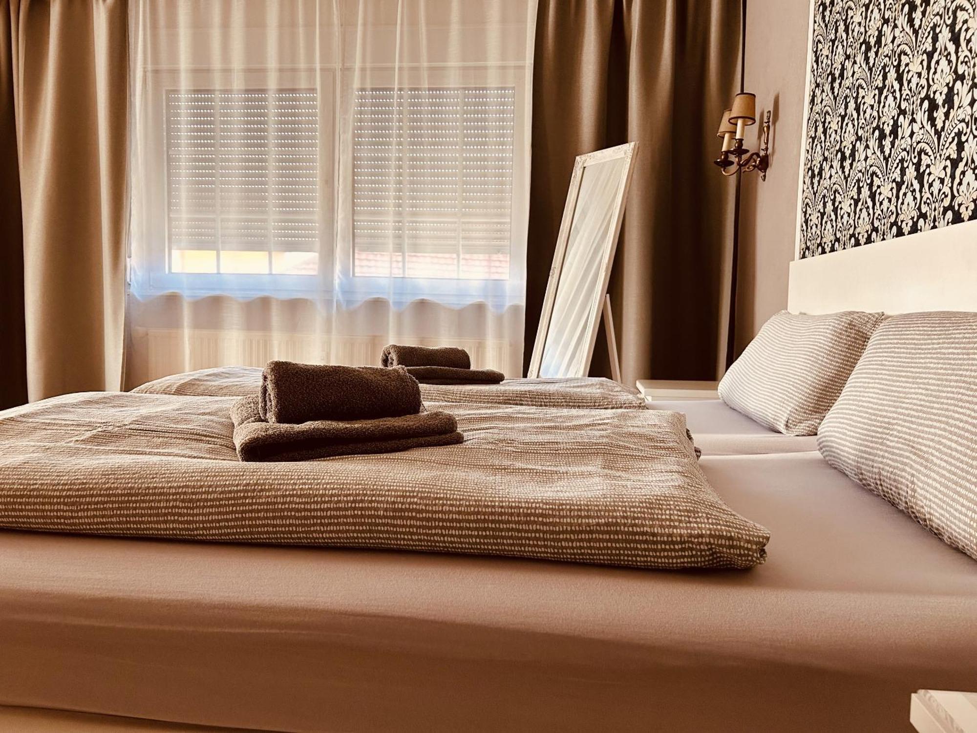 Casa Rehse I Stilvolles Apartment I 24H-Self-Check-In I Kostenlos Parken & Wlan I 55-Zoll-Smart&Kabel-Tv I Oepnv Erfurt Buitenkant foto
