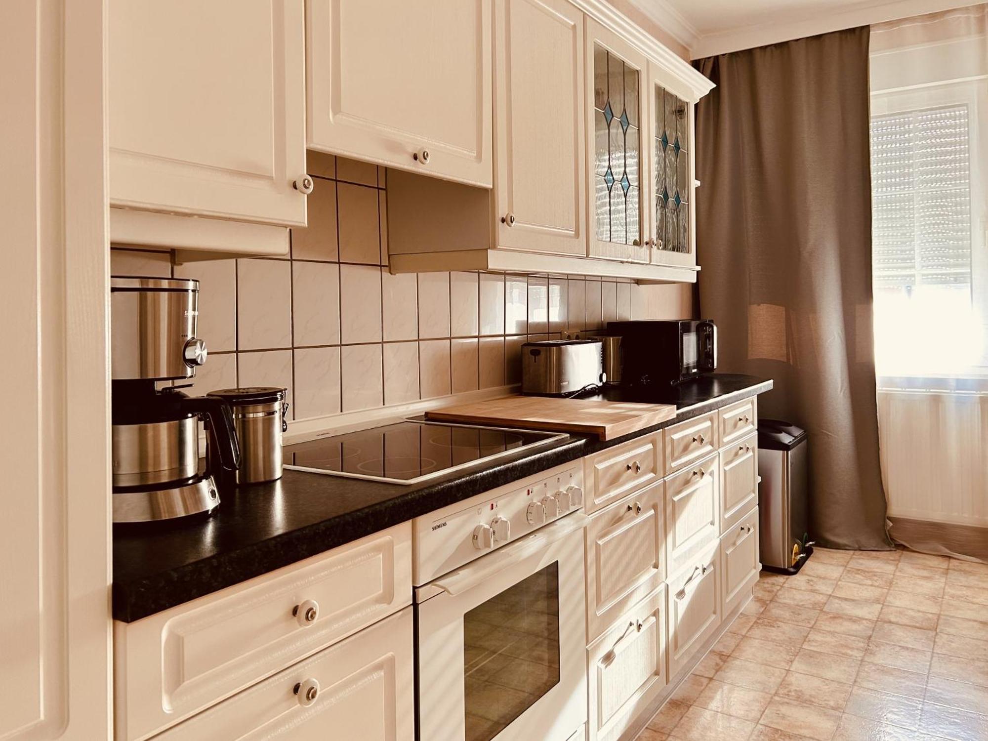 Casa Rehse I Stilvolles Apartment I 24H-Self-Check-In I Kostenlos Parken & Wlan I 55-Zoll-Smart&Kabel-Tv I Oepnv Erfurt Buitenkant foto
