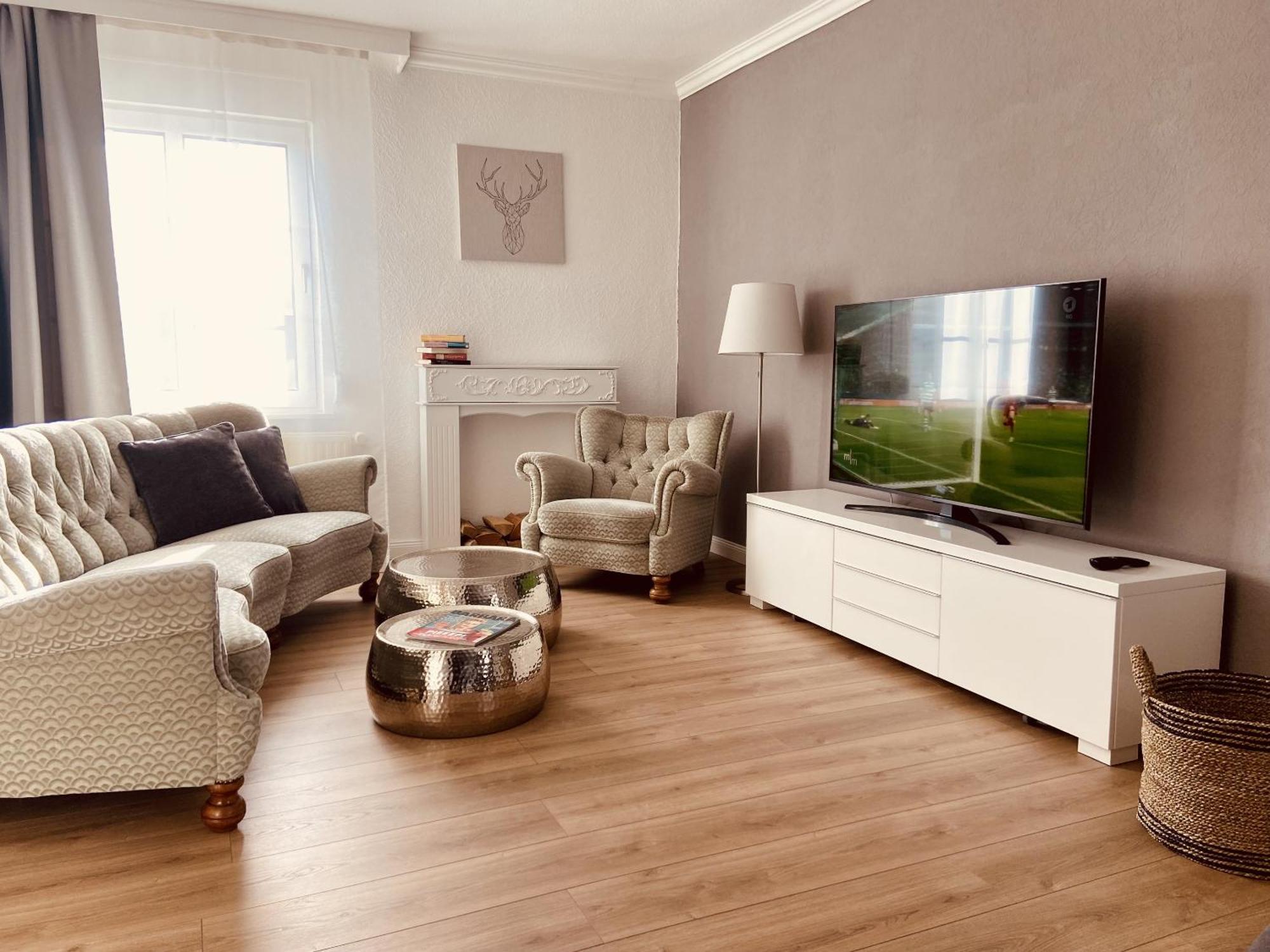 Casa Rehse I Stilvolles Apartment I 24H-Self-Check-In I Kostenlos Parken & Wlan I 55-Zoll-Smart&Kabel-Tv I Oepnv Erfurt Buitenkant foto